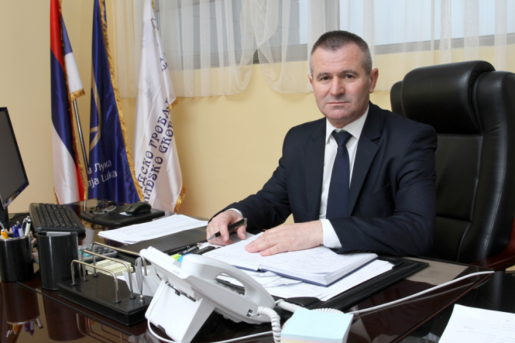 Pogrebnik uhapšen nakon prijetnje direktoru groblja