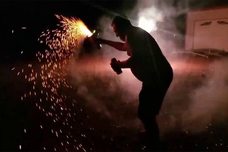 Vic dana: Svima sretna Nova godina!