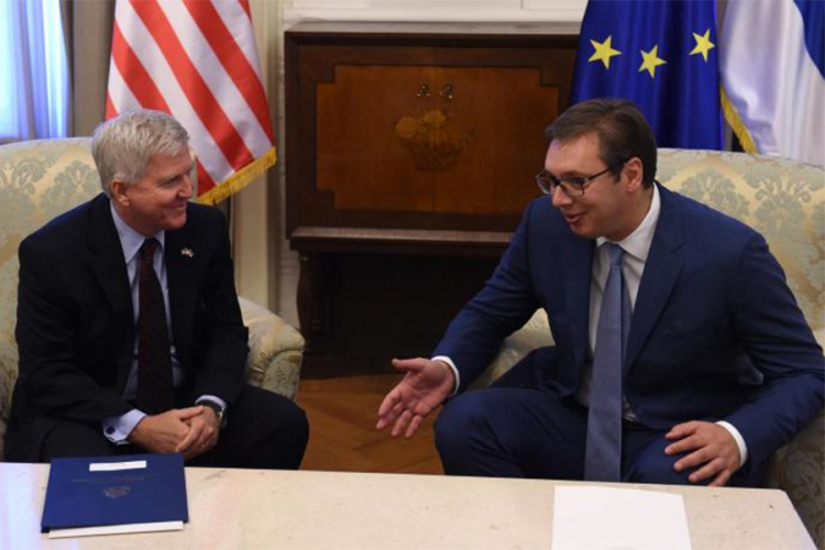 Skot pozvao Srbiju da podrži napad na Siriju
