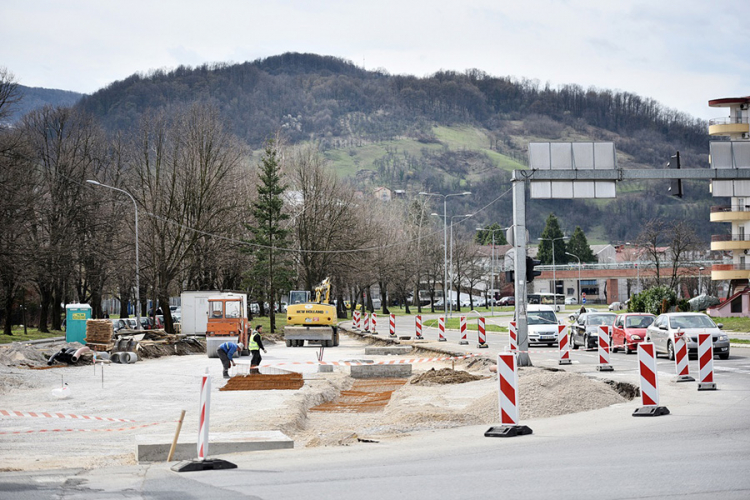 Radovi na Rebrovcu stvaraju velike gužve