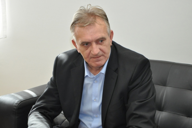 Načelnik Kladnja isključen iz SDA
