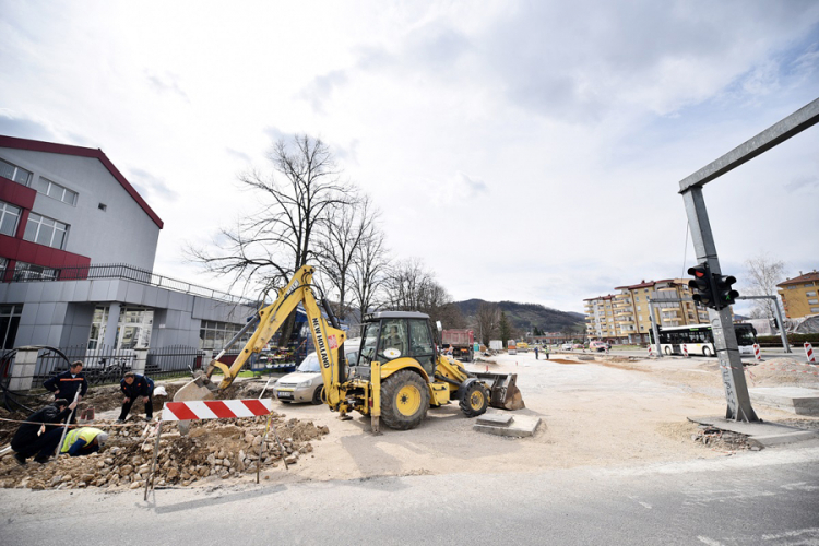 Apel vozačima na oprez i razumijevanje zbog radova na Rebrovcu