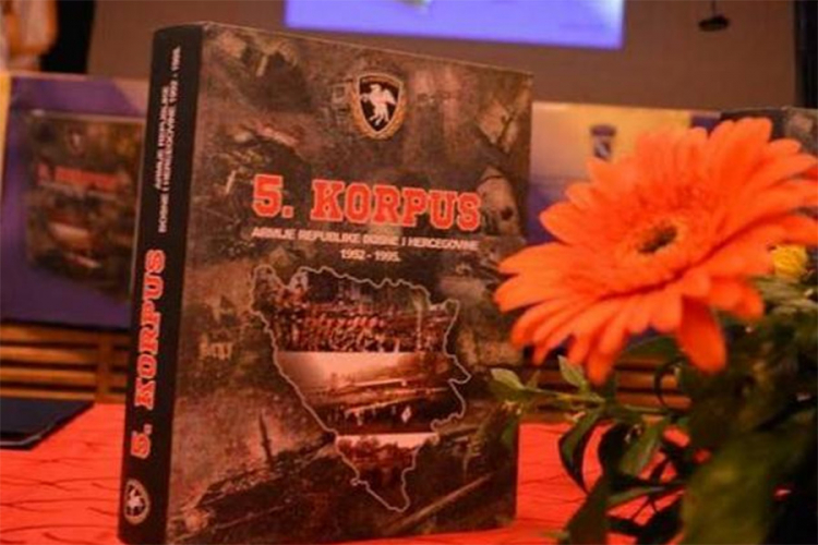 Dudakovićev ratni put u školskoj biblioteci