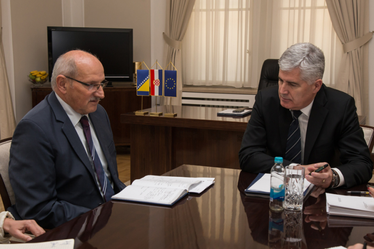 Čović i Del Vekio: Za uspostavljanje ravnopravnosti sprovesti odluku "Ljubić"