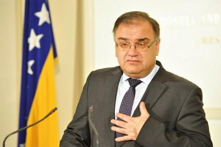 Ivanić: Nisam dobio poziv za hitnu sjednicu, učinio sam sve iz svoje nadležnosti