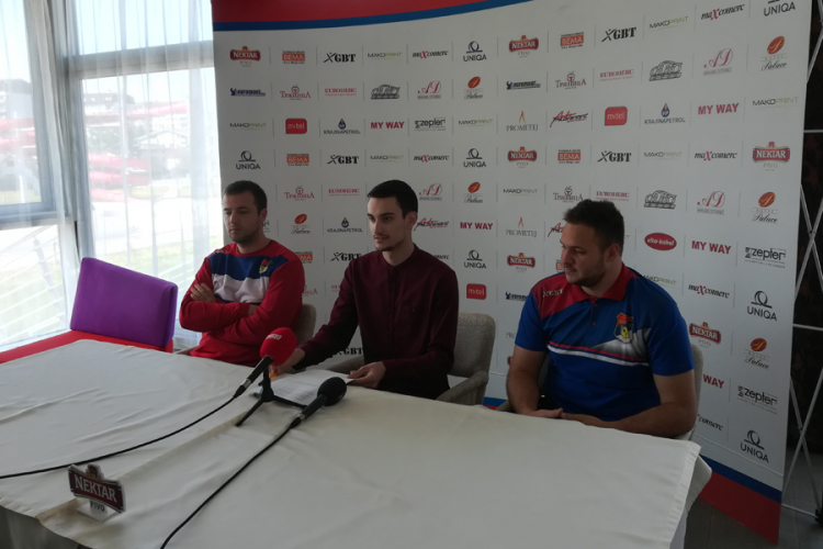 Taušan: Zbićemo redove i pokušati odigrati što bolje