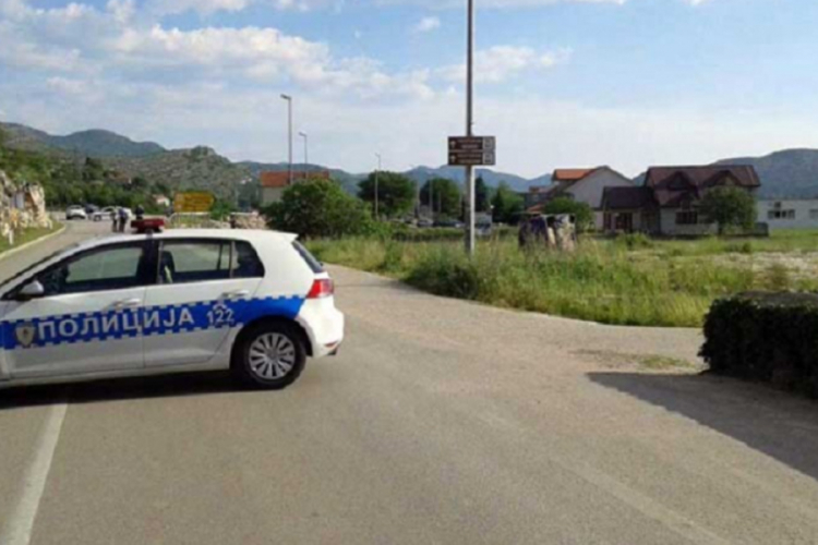 Sačekušu izbjegao zakucavanjem u policiju