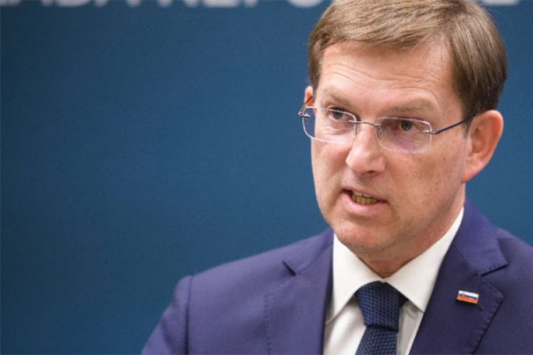 Cerar: Slovenija 'bila primorana' na pravne poteze prema Hrvatskoj