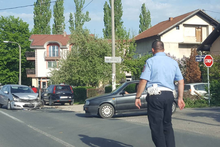 Dva lica povrijeđena u sudaru u Banjaluci