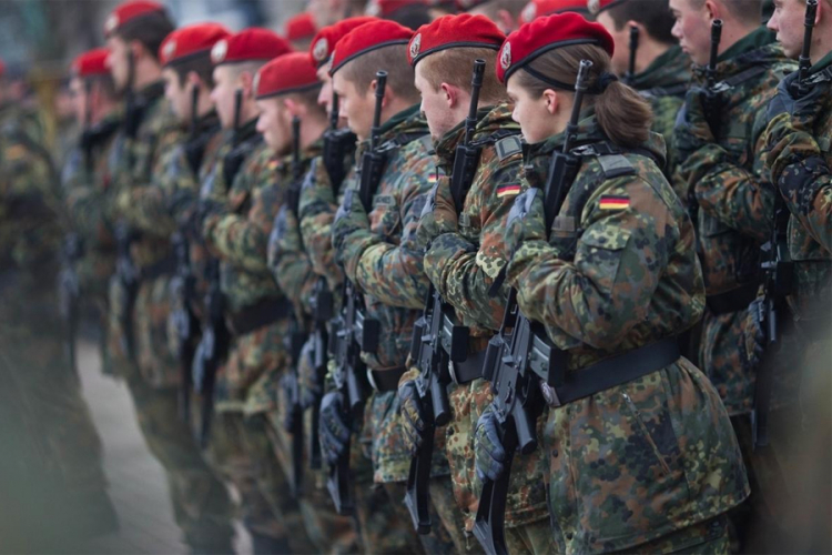 DW: Njemačka armija rasipa, država dosipa