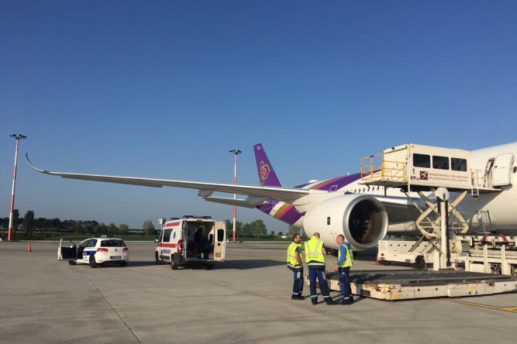 Vanredno slijetanje aviona na Aerodromu Nikola Tesla