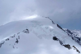 Destoro stradalo u nevremenu u švajcarskim Alpima