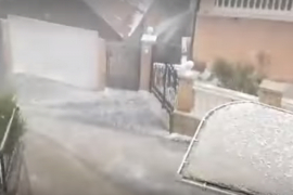 Snažno nevrijeme pogodilo Sarajevo, grad prekrio ulice