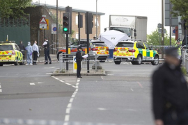 London: Tinejdžer upucan usred dana, majka krivi policiju