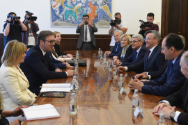 Vučić: Snažno podržavamo razvoj odnosa sa BiH