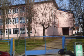 Konkurs izazvao pometnju: Traže profesora bosanskog jezika u školi u ...