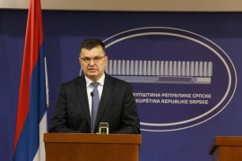 Tegeltija: Ne smanjuju se davanja građanima radi servisiranja duga