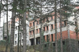 Potukli se migranti u Đačkom domu u Bihaću