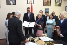 U Bakuu centar za srpski jezik, Vučiću počasni doktorat
