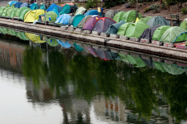 Francuska vlada naložila evakuaciju migranata iz Pariza