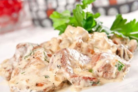 Ćureće šnicle punjene sirom i mladim lukom