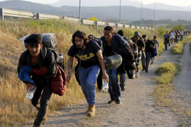 Novosti: Tajni plan iz Sarajeva, 11.000 migranata rasporediti u ...