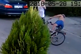 Snimak brutalnog napada na starca zgrozio Srbiju (UZNEMIRUJUĆE)