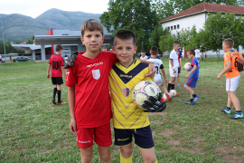 Osnovci novčanik vratili vlasnici