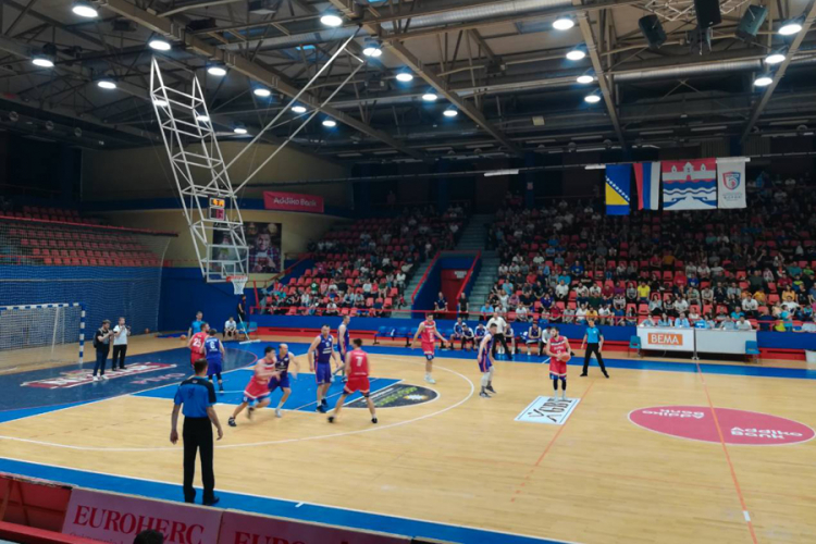 Bratunac u Banjaluci poveo protiv Borca