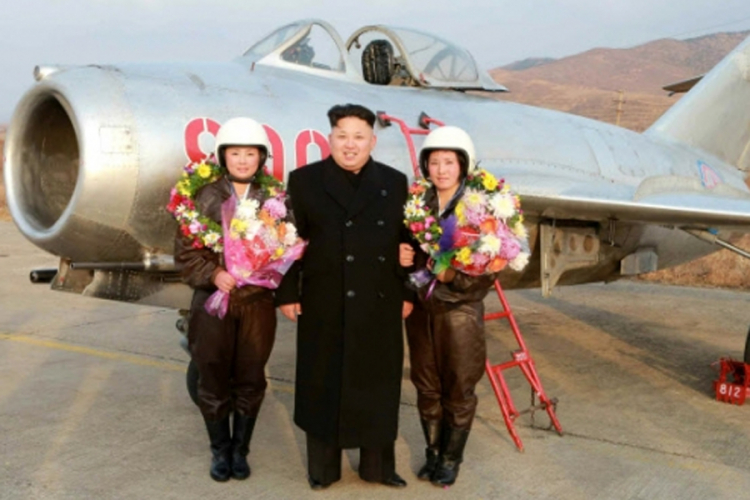 Kim nema avion koji može da doleti do Vašingtona?