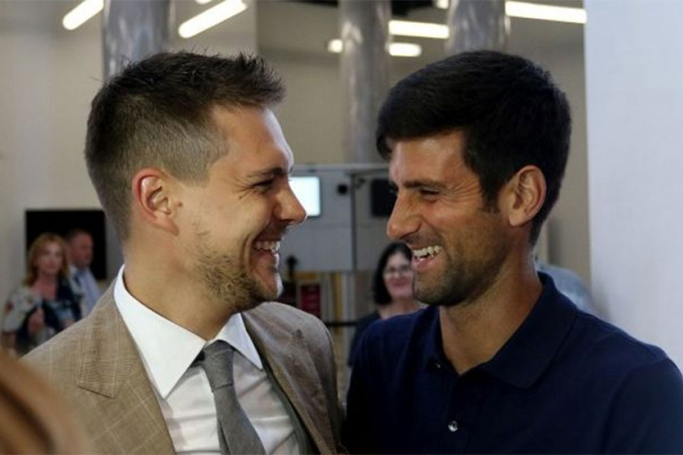 Đoković došao da podrži Bikovića na premijeri filma