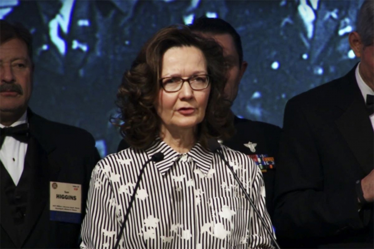 Kandidatkinja za šeficu CIA se povlači zbog moguće afere?