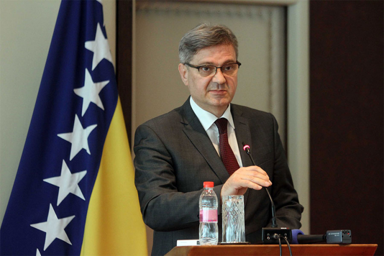 Zvizdić: Zakazan sastanak za pitanje migranata