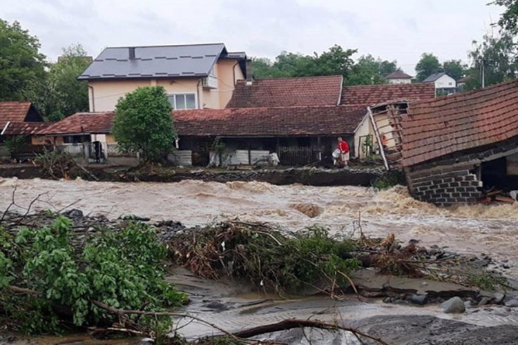 U Petrovu i dalje na snazi vanredna situacija