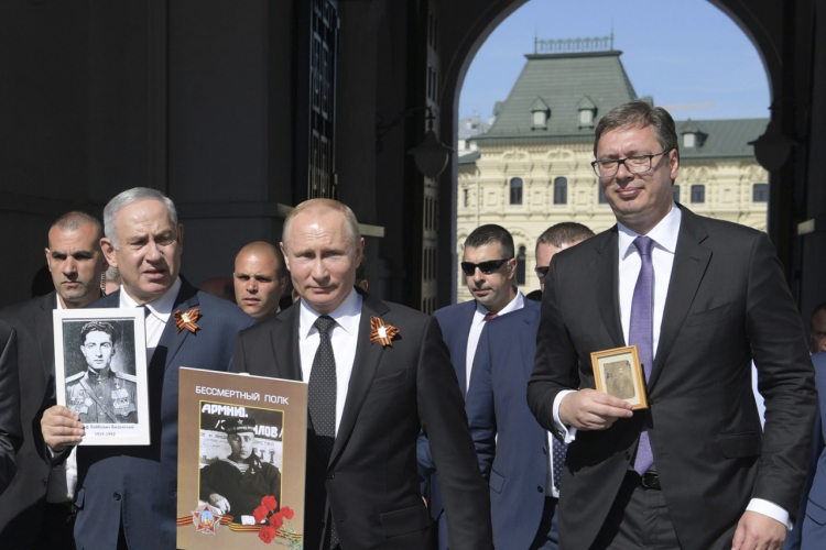 Spriječen napad na "Besmrtni puk" na čijem čelu su bili Putin, Vučić i Netanijahu