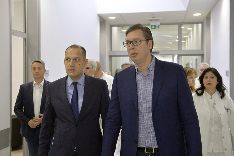 Vučić: Osiromašeni uranijum - zločin bez presedana