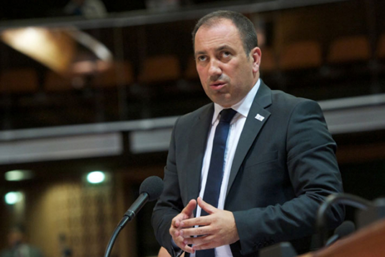 Crnadak: U RS je situacija jasna, na izborima pobjeđuju Ivanić i Govedarica