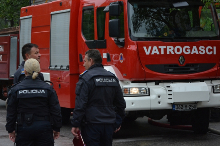 Požar u izbjegličkom kampu kod Konjica: Izgorjela starica, druga povrijeđena