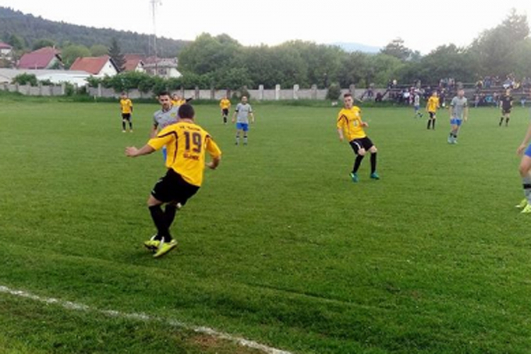 Igrač udario šamar sudiji usred utakmice u Glamoču