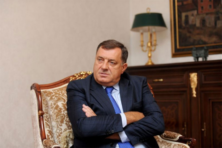 Dodik: Spriječiti dolazak migranata, naše društvo ne može prihvatiti takav teret