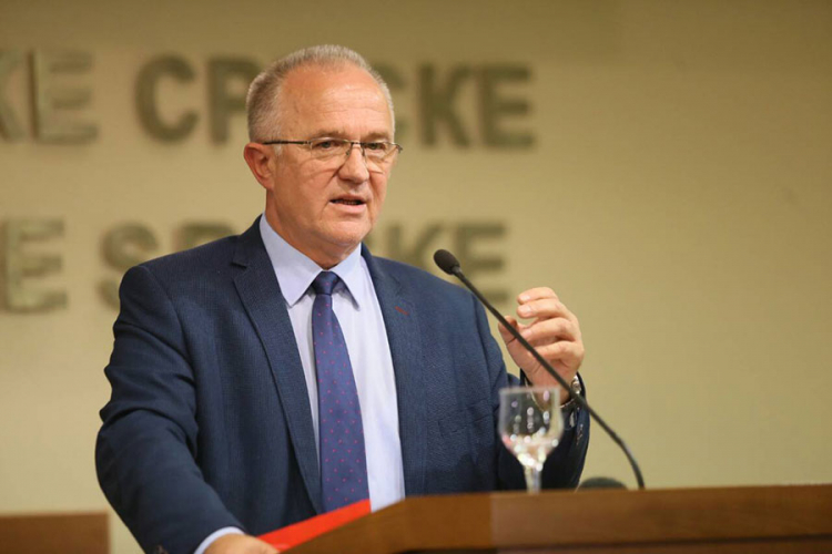 Čavić: Vlast krši zakon odlukama od zaduženjima