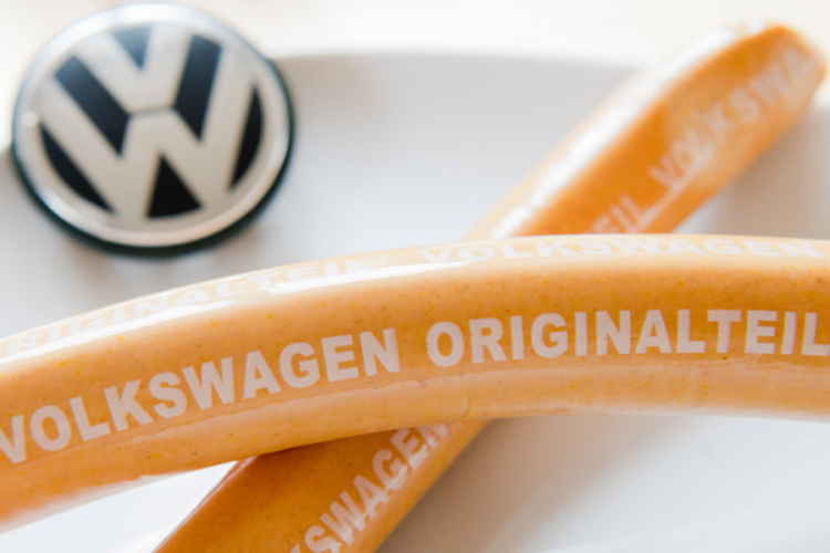 VW proizveo više kobasica nego automobila