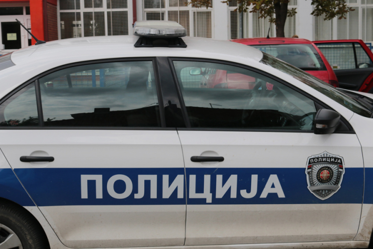 Poginula starica, dvije osobe teško povrijeđene