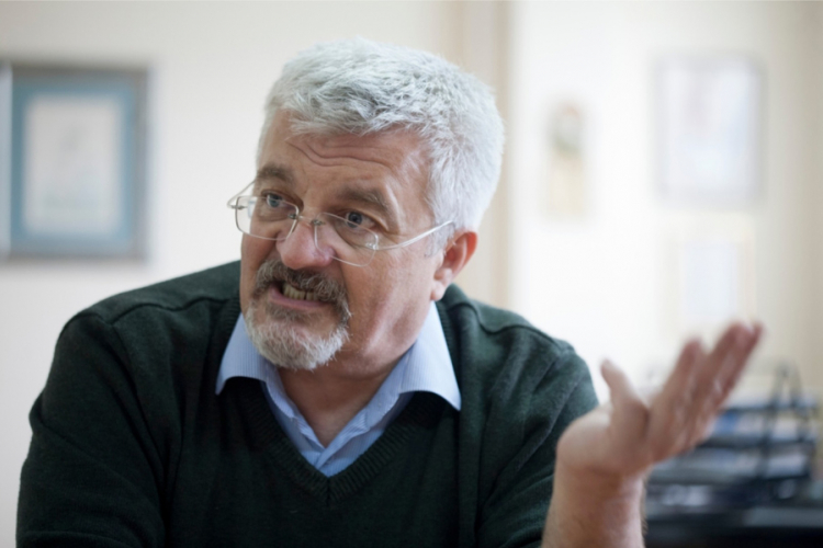 Cucić: Srbiji ne pada na pamet da zatvara migrantske centre
