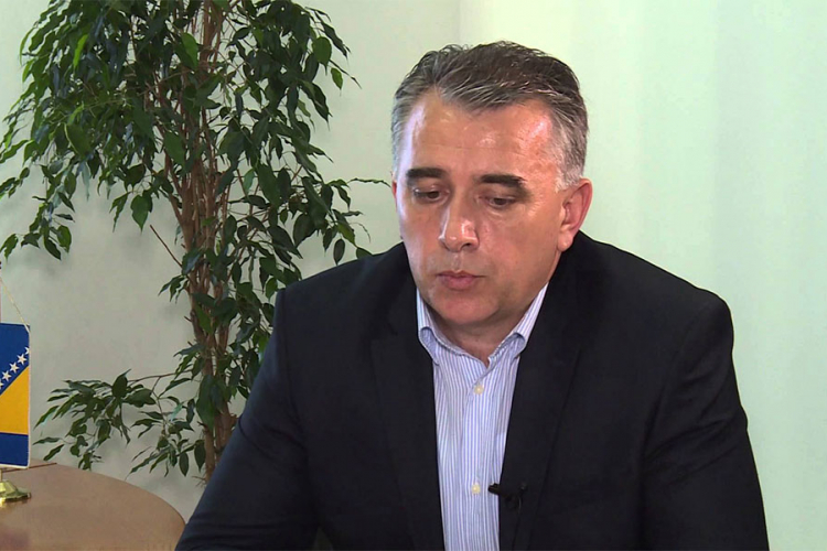 Špago: Komesar Ilija Lasić nije imao pravo da zaustavi migrante