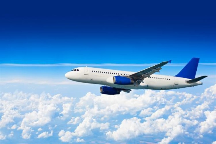 Avion sletio samo sa jednim motorom
