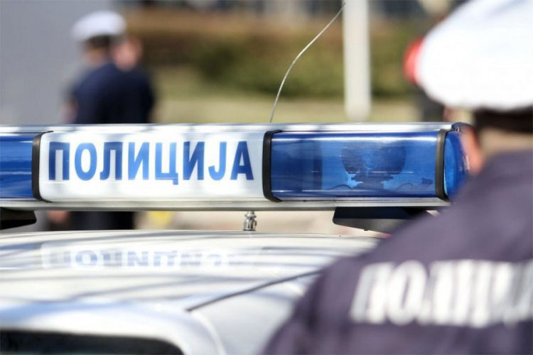 Na lokalnom putu u Modriči pronađeno beživotno tijelo