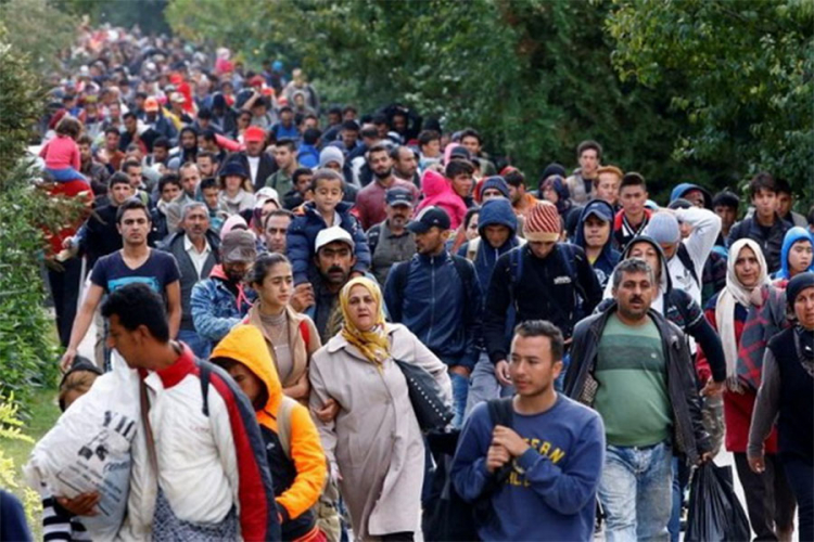 Kod Skadra punktovi za prebacivanje migranata u Crnu Goru i prema BiH
