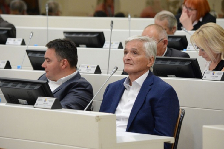 Špirić ponovo tražio raspravu o bezbjednosnoj situaciji