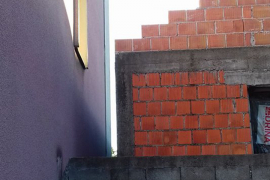 "Nelegalno" izgrađen Svetosavski dom zadaje probleme stanarima ...
